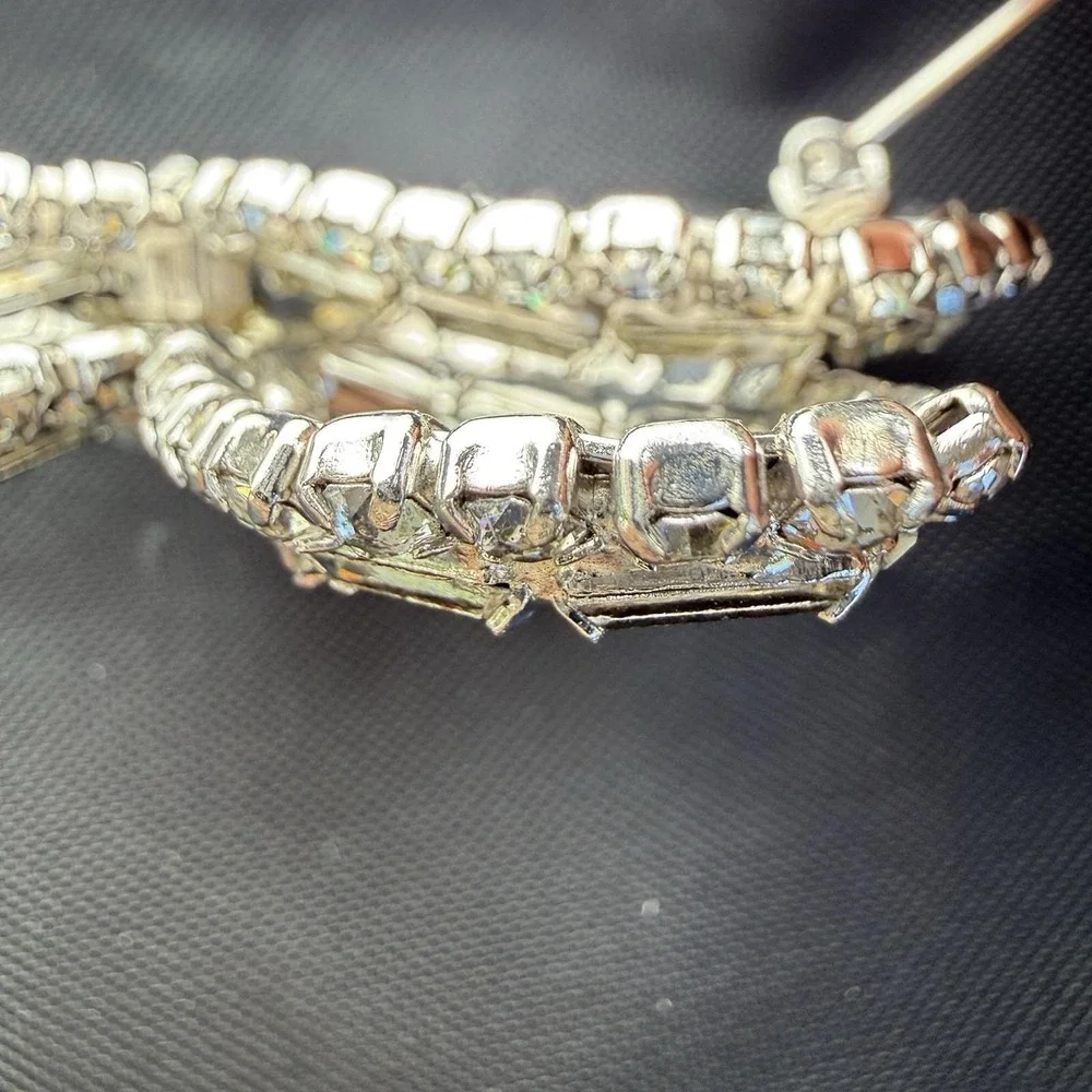 Vintage Rhinestone Bow Brooch/pin Baguette, Round And Emerald Cut Stones